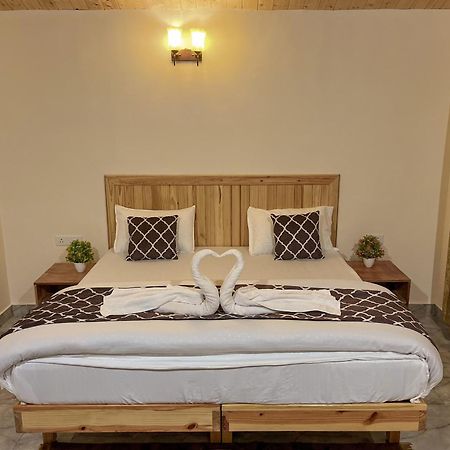 Ahava Kasol Riverside Cafe And Cottages מראה חיצוני תמונה
