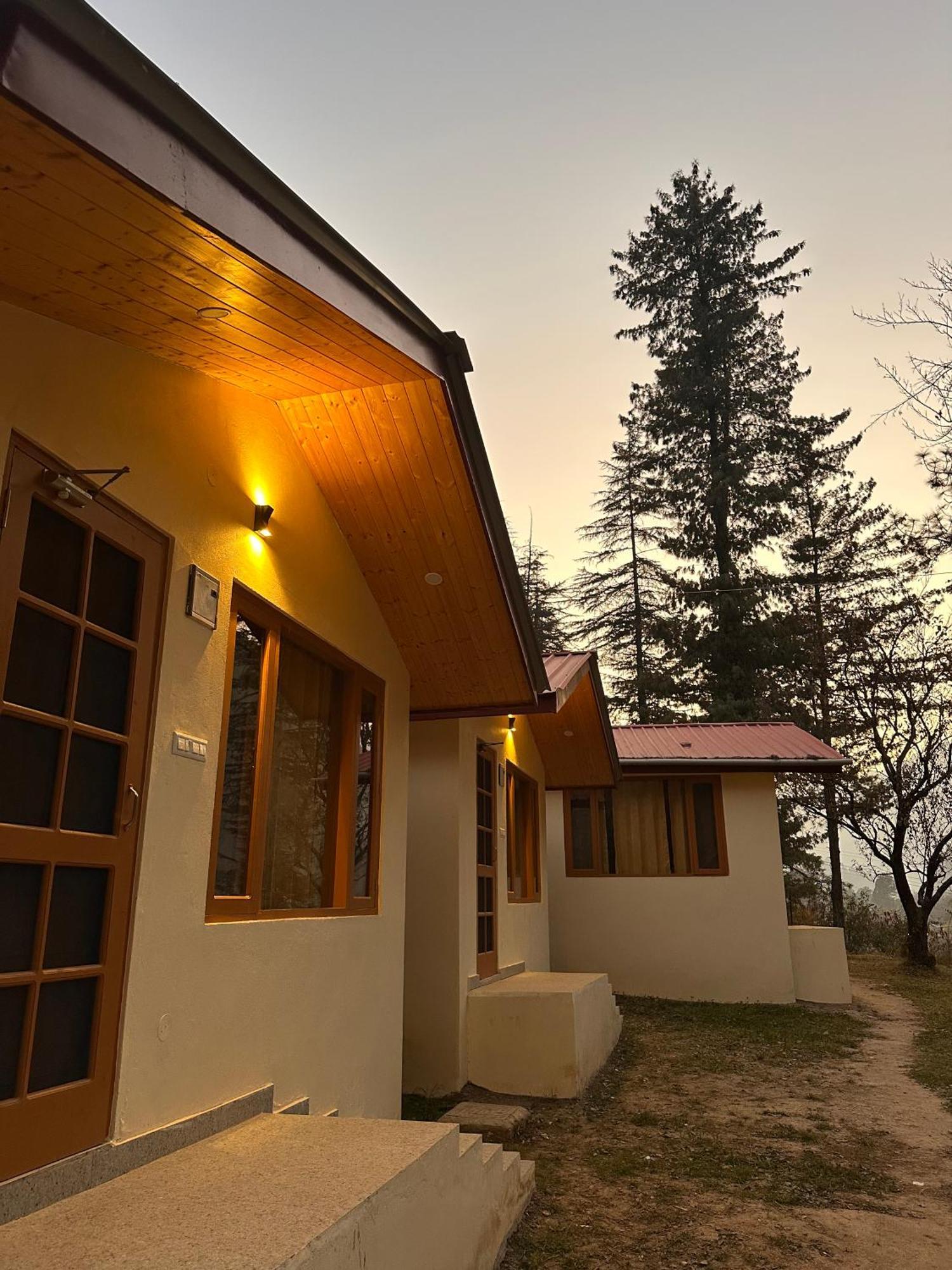 Ahava Kasol Riverside Cafe And Cottages מראה חיצוני תמונה