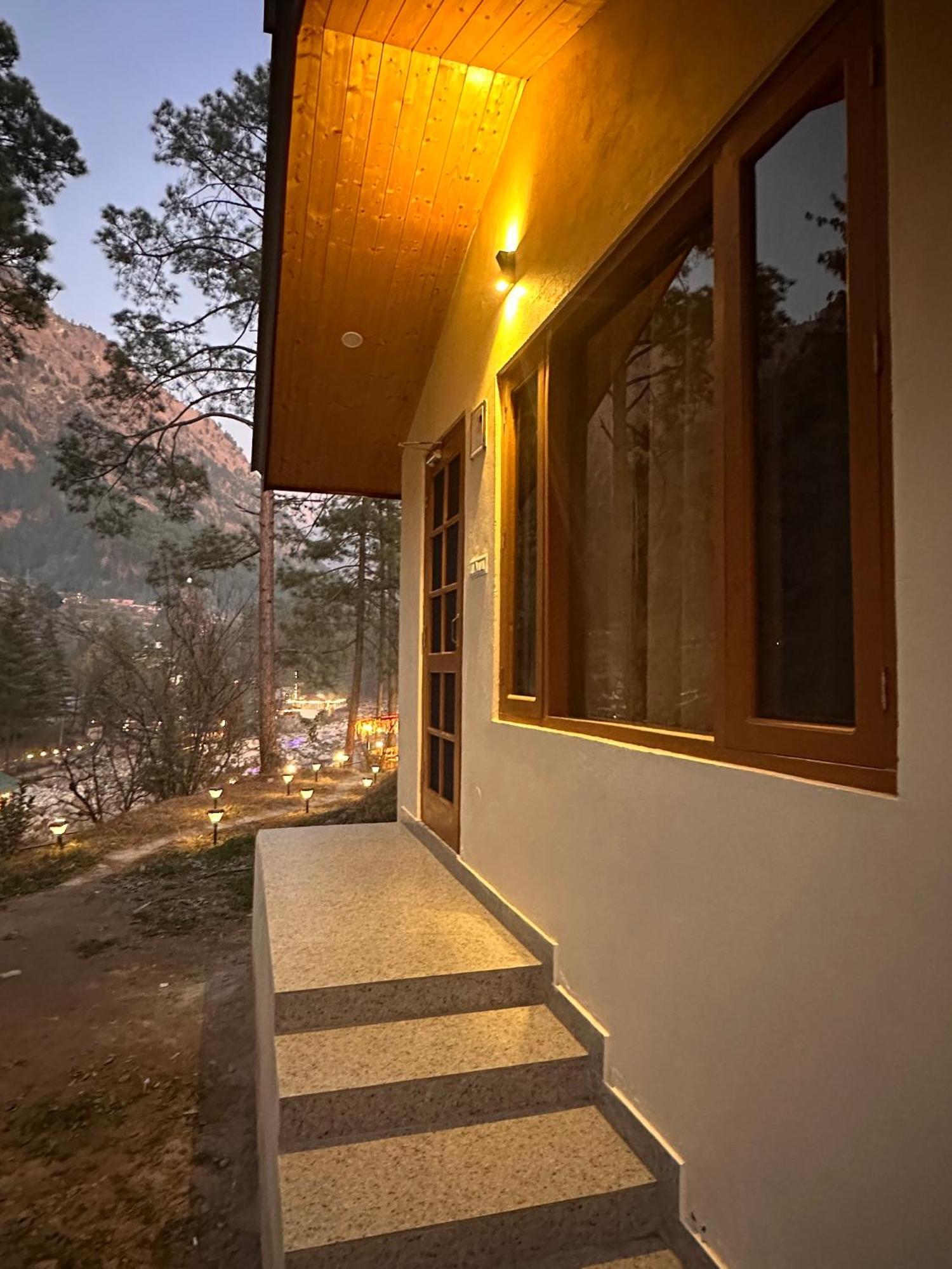 Ahava Kasol Riverside Cafe And Cottages מראה חיצוני תמונה