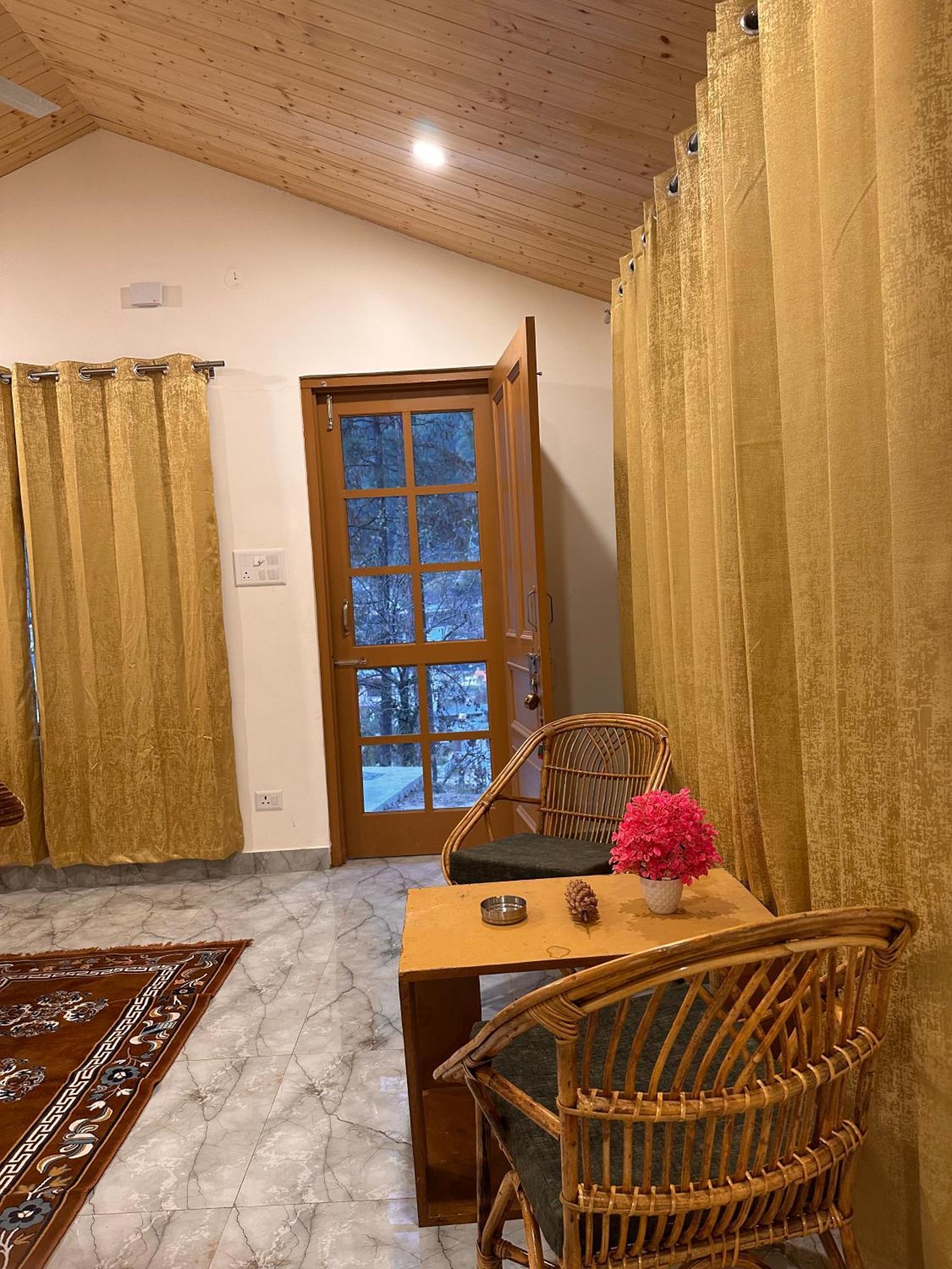 Ahava Kasol Riverside Cafe And Cottages מראה חיצוני תמונה