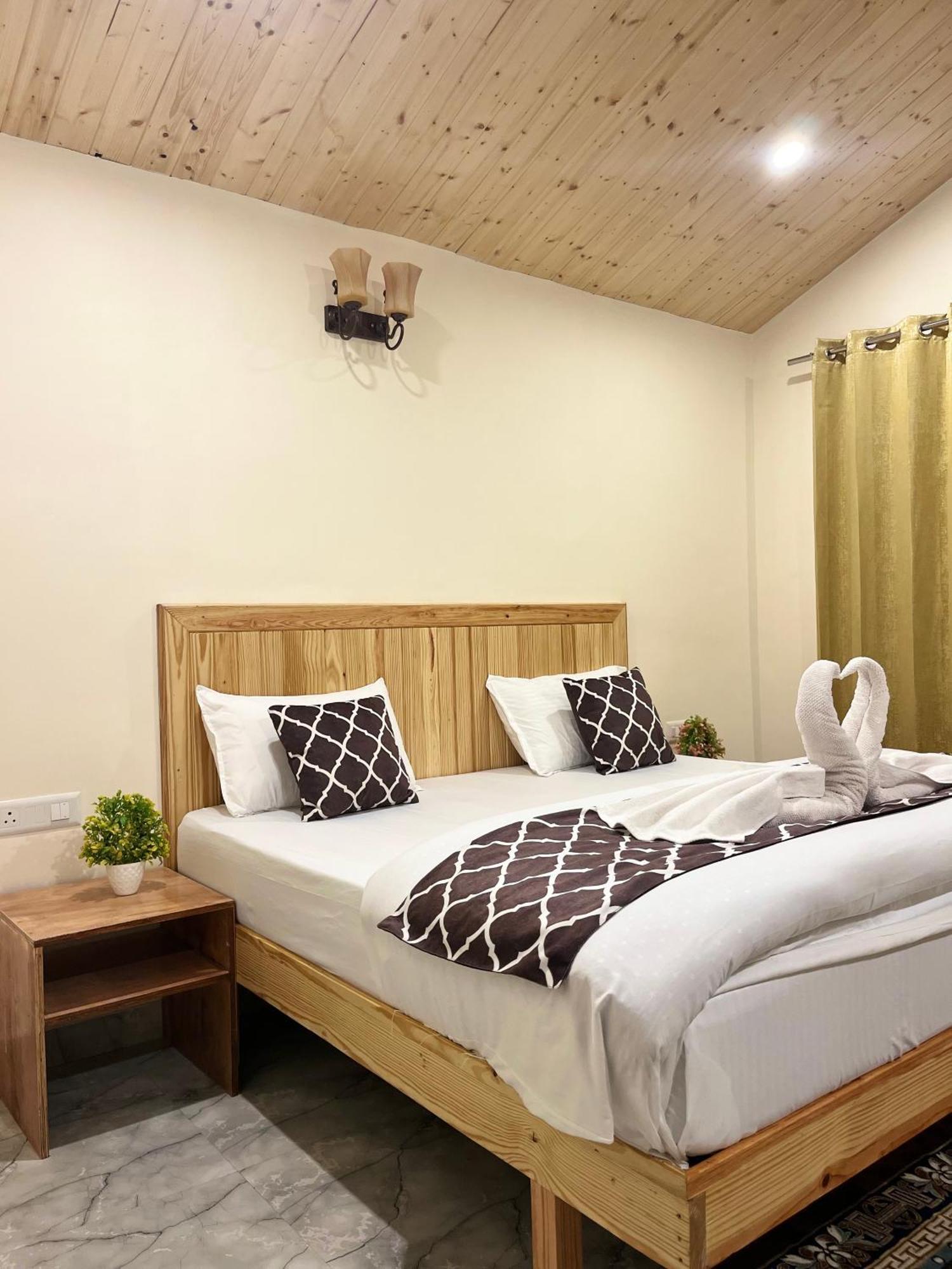 Ahava Kasol Riverside Cafe And Cottages מראה חיצוני תמונה
